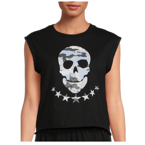 No boundaries skull short pj set size large. - Picture 4 of 6